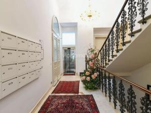 Pronájem bytu 1+kk, Praha - Vinohrady, Italská, 49 m2