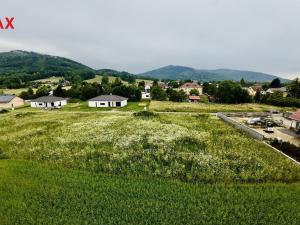 Prodej pozemku, Komorní Lhotka, 2100 m2