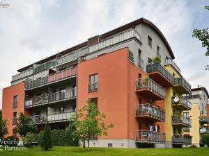 Pronájem bytu 2+kk, Praha - Štěrboholy, Andersenova, 40 m2