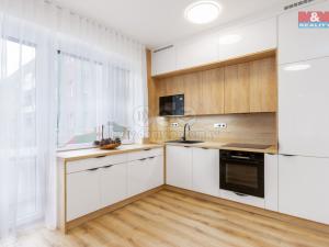 Prodej bytu 2+kk, Havířov, Hálkova, 46 m2