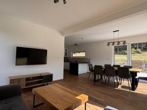 Prodej rodinného domu, Smržovka, Okružní, 119 m2
