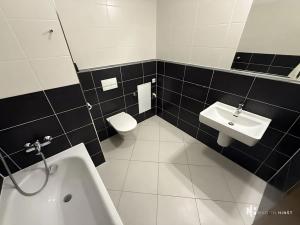 Pronájem bytu 1+kk, Praha - Střížkov, Zakšínská, 32 m2