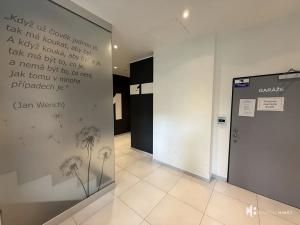 Pronájem bytu 1+kk, Praha - Střížkov, Zakšínská, 32 m2
