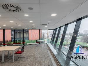 Pronájem kanceláře, Praha - Chodov, Líbalova, 456 m2