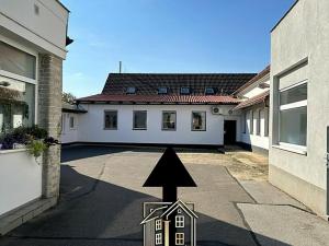 Pronájem výrobních prostor, Praha - Libuš, Libušská, 1590 m2