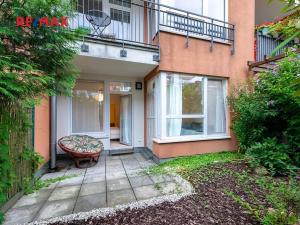 Pronájem bytu 2+kk, Praha - Vysočany, Pod Harfou, 50 m2