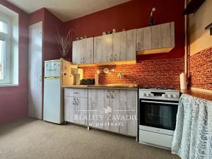 Prodej bytu 2+1, Opava, Těšínská, 54 m2