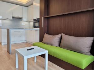 Pronájem bytu 1+kk, Praha - Stodůlky, Mukařovského, 31 m2