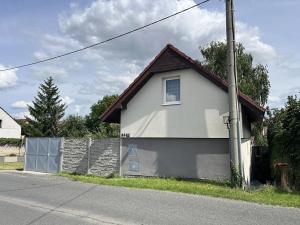Prodej rodinného domu, Zlonín, Hlavní, 78 m2
