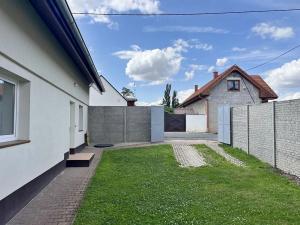 Prodej rodinného domu, Zlonín, Hlavní, 78 m2