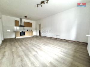 Pronájem bytu 2+kk, Klášterec nad Ohří - Miřetice u Klášterce nad Ohří, Chomutovská, 64 m2