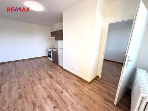Pronájem bytu 2+kk, Slaný, Otakara Jaroše, 36 m2