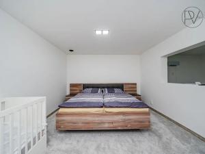 Prodej ubytování, Řeka, 250 m2