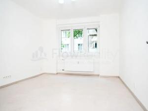 Prodej bytu 2+1, Praha - Žižkov, Biskupcova, 72 m2