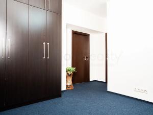 Prodej bytu 2+1, Praha - Žižkov, Biskupcova, 72 m2