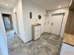 Pronájem bytu 3+1, Unhošť, 1. máje, 76 m2