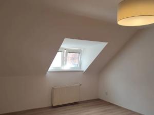 Pronájem bytu 2+1, Frýdek-Místek, Ostravská, 49 m2