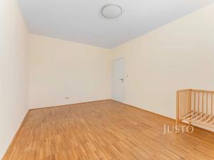 Prodej bytu 3+kk, Uherské Hradiště, náměstí Republiky, 75 m2