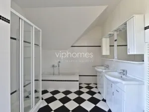 Pronájem vily, Průhonice, 400 m2