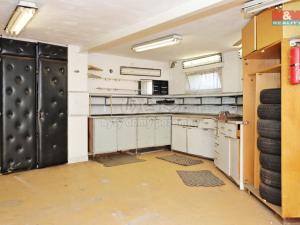 Pronájem garáže, Havlíčkův Brod, 28 m2