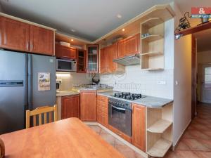 Prodej bytu 3+1, Karlovy Vary - Rybáře, Vodárenská, 77 m2