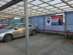 Pronájem garážového stání, Brno, Ponětovická, 12 m2