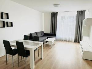 Pronájem bytu 2+kk, Praha, Ve Lhotce, 59 m2