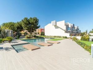 Prodej bytu 4+kk, Las Palmas de Gran Canaria, Španělsko, Calle Los Balcones, 74 m2