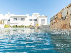 Prodej bytu 4+kk, Las Palmas de Gran Canaria, Španělsko, Calle Los Balcones, 74 m2