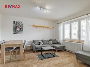 Pronájem bytu 2+1, Jindřichův Hradec, Tovární, 58 m2
