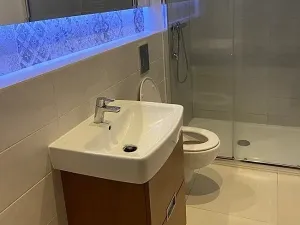 Pronájem bytu 2+1, Vodňany, nám. Svobody, 77 m2