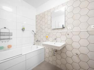 Prodej kanceláře, Brno, Opuštěná, 68 m2