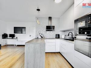 Prodej bytu 3+kk, Praha - Letňany, Ostravská, 85 m2