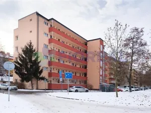 Pronájem bytu 2+kk, Praha - Libeň, U školičky, 42 m2
