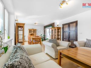 Pronájem rodinného domu, Dolní Bousov, Okružní, 180 m2