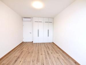 Pronájem bytu 3+kk, Praha - Modřany, Zlochova, 92 m2