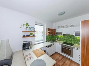 Pronájem bytu 2+kk, Olomouc, Peškova, 59 m2