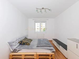 Pronájem bytu 2+kk, Olomouc, Peškova, 59 m2