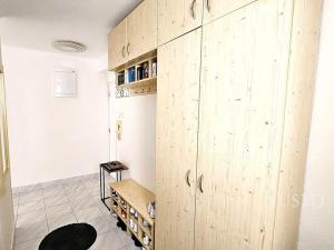 Pronájem bytu 2+1, Písek, Erbenova, 53 m2