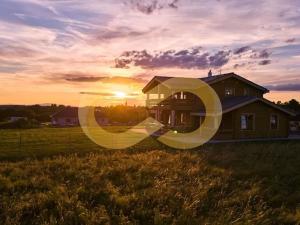 Prodej rodinného domu, Nové Hrady, Vilová čtvrť, 216 m2