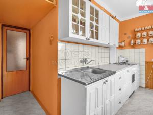 Prodej bytu 3+1, Chrudim - Chrudim IV, Na Rozhledně, 62 m2
