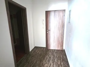 Pronájem bytu 1+kk, Milevsko, Husovo nám., 30 m2