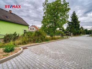 Prodej pozemku pro bydlení, Káraný, 117 m2