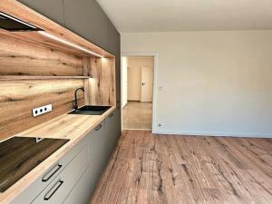 Prodej bytu 4+kk, Praha - Kunratice, U zeleného ptáka, 82 m2
