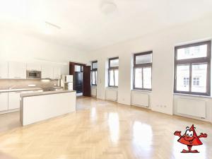 Pronájem bytu 2+kk, Praha - Nové Město, Štěpánská, 71 m2