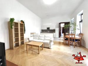Pronájem bytu 2+kk, Praha - Nové Město, Štěpánská, 71 m2
