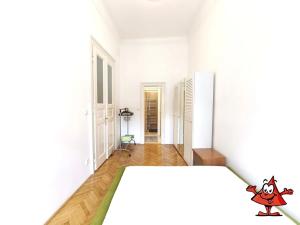 Pronájem bytu 2+1, Praha - Nové Město, Štěpánská, 63 m2