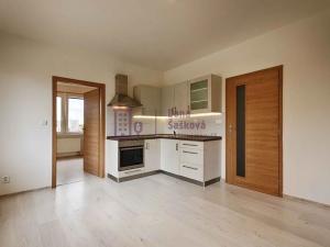 Pronájem bytu 3+kk, Jindřichův Hradec, sídliště Vajgar, 58 m2