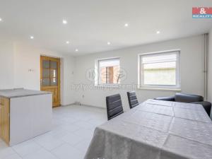 Prodej rodinného domu, Holany, 230 m2