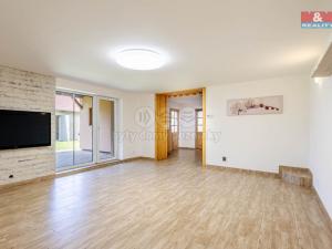 Prodej rodinného domu, Holany, 230 m2